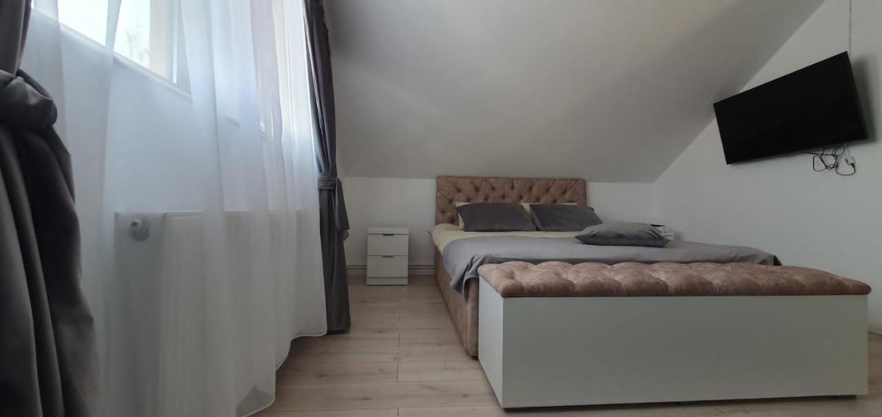 Casa Helen Insurance&Tourism ξενώνας Galócaş Εξωτερικό φωτογραφία